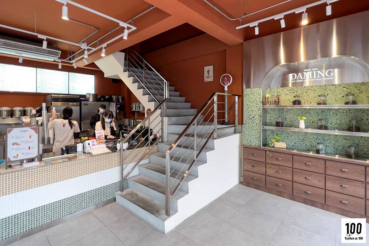 台中人喝過都說讚！10家「最強手搖飲」：1000cc整桶水果茶、開門就排爆