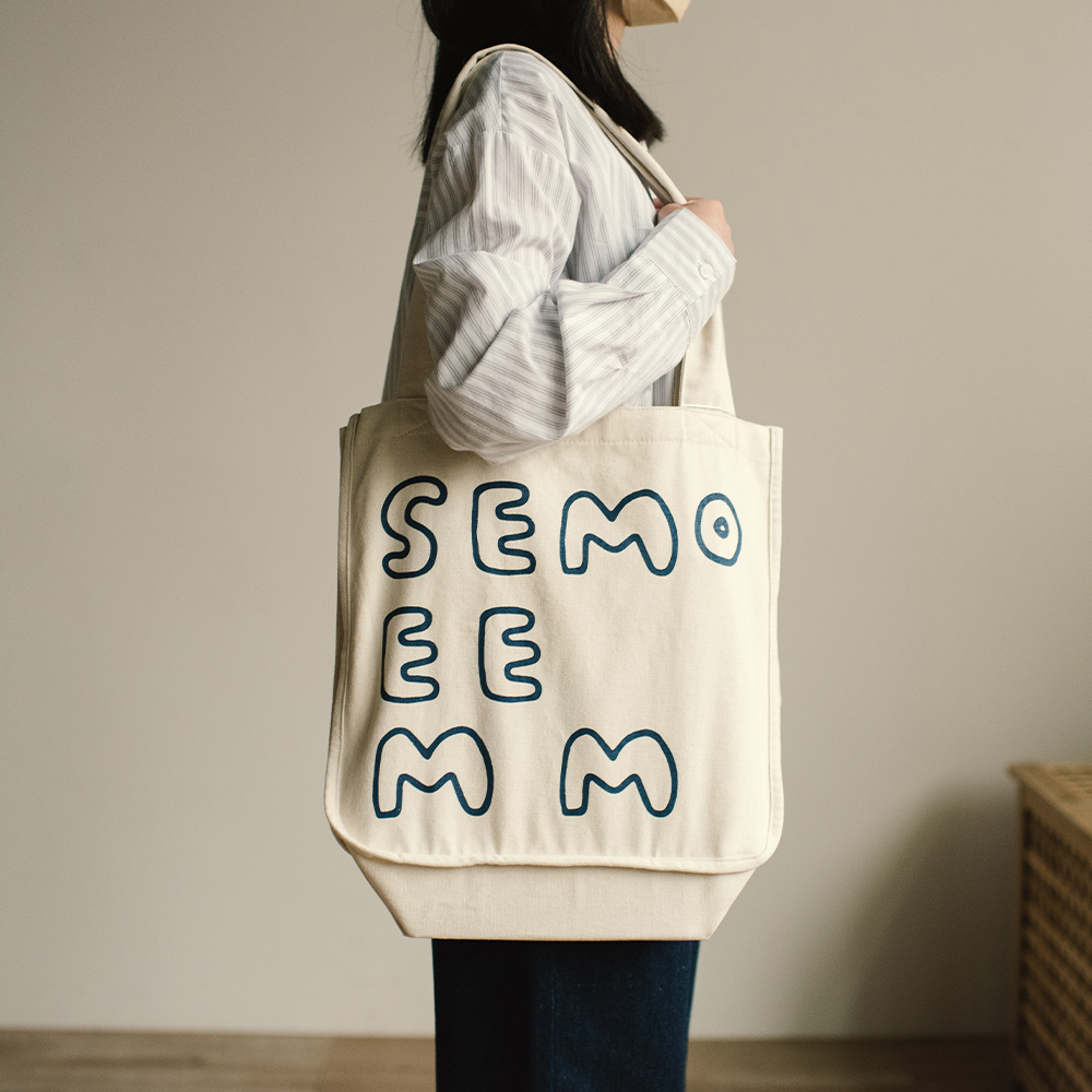 Secondmorning帆布肩背包 兩色售