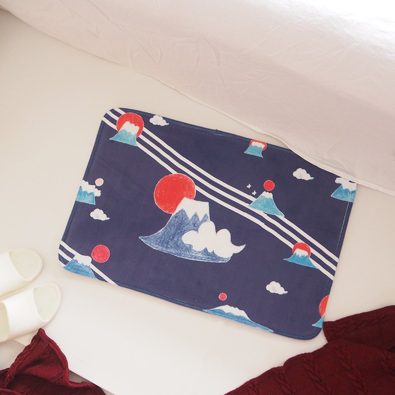 【Pinkoi限定色】家有富士山深藍絨面舒適地墊床邊墊