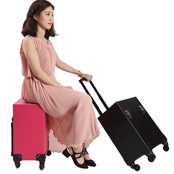 大容量化妝箱拉桿美容萬向輪專業跟妝師拉桿箱多層美甲紋繡工具箱