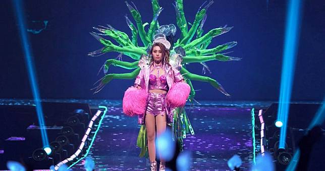 拿單眼偷拍蔡依林演唱會　陸歌迷遭驅離嗆警：你們有病吧！