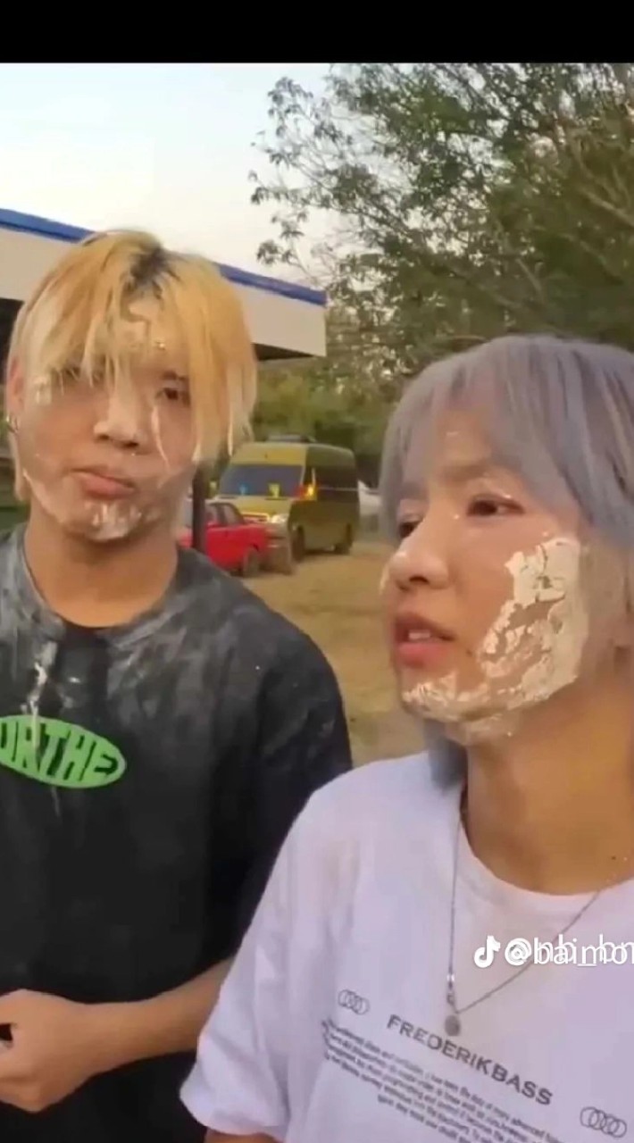 FC💛หนูม่วงไฮเอ็นน💜