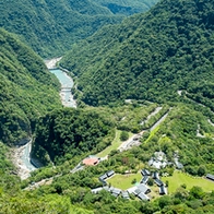 【花蓮|太魯閣】從另一個角度眺望峽谷：布洛灣山。山月岩