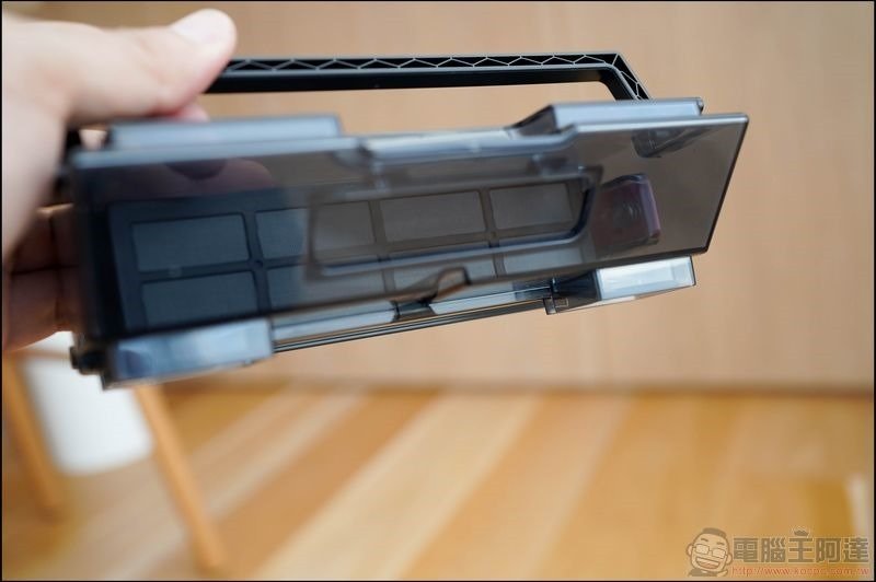 ECOVACS DEEBOT T8 AIVI 開箱 - 15