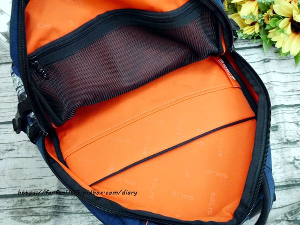 【SOLIS】ONES小尺寸前袋款電腦後背包 #環保材質 #綠色智慧紡織風 #防撥水後背包 #筆電背包 (4).JPG