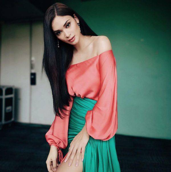 รายการ 102+ ภาพพื้นหลัง รูป สาว สวย ที่สุด ใน โลก ความละเอียด 2k, 4k