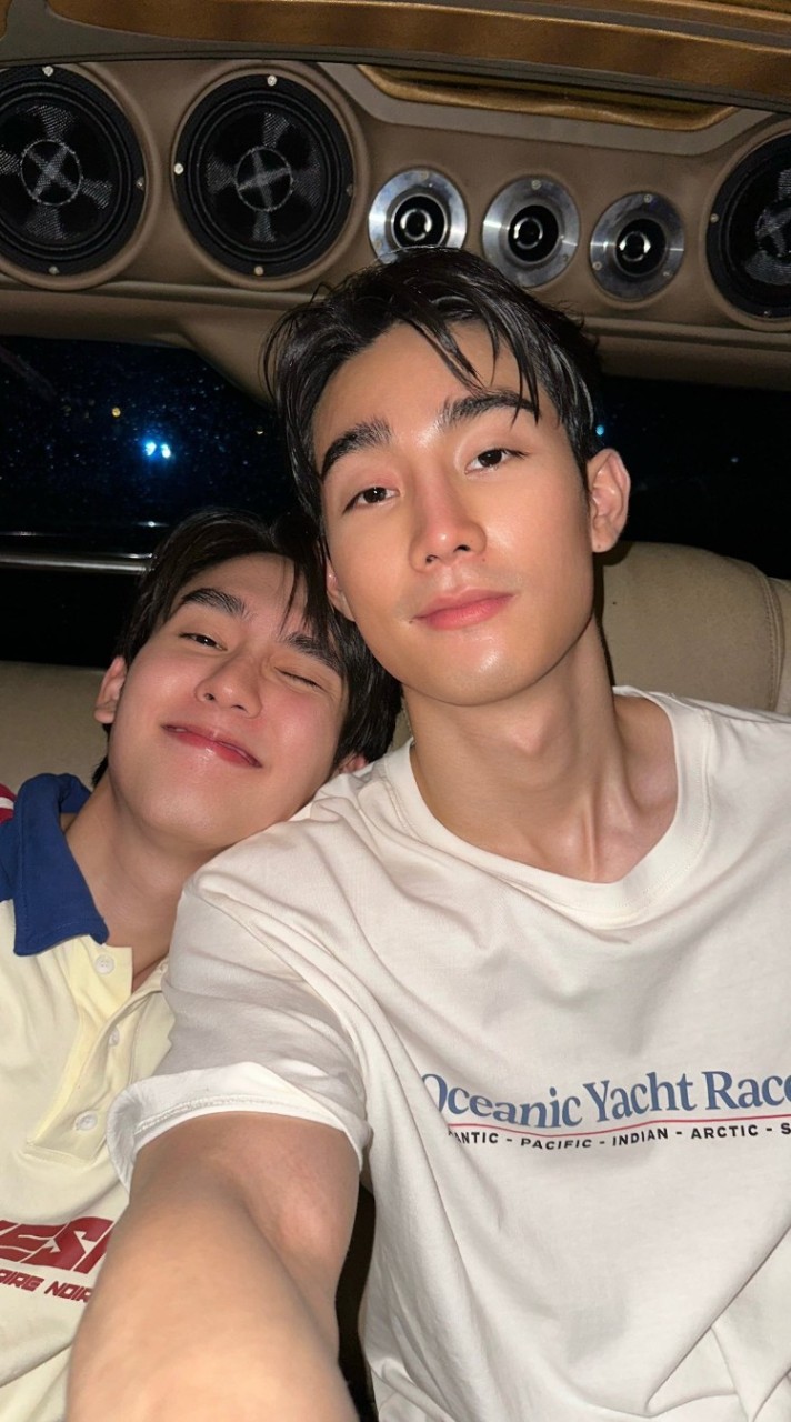 ฟอสบุ๊ค🦊🍡💛