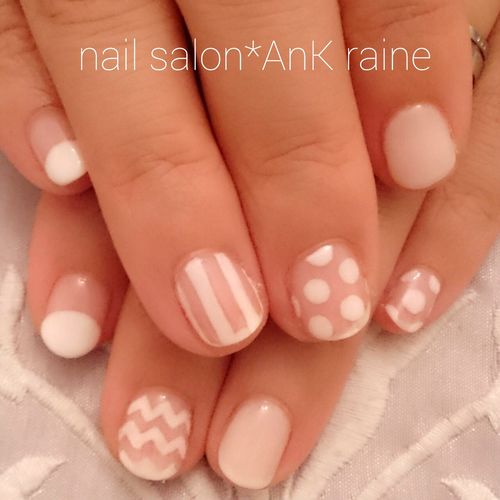 写真 Nail Salon Ankraine 矢橋町 南草津駅 ネイル まつエク By Line Place