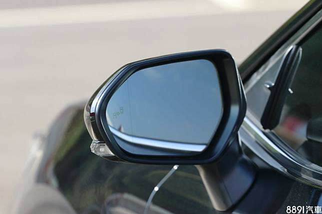 超級測試 日系 大房車 爭霸戰 Altima打得過camry Mazda6嗎 81汽車交易網 Line Today