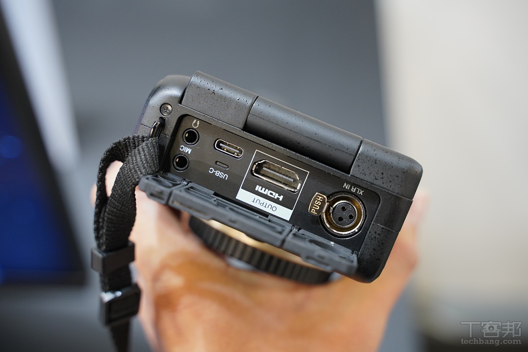 夏普發表全球首台 8K 30p 相機，採用 M4/3 系統售價估 5,000 美元