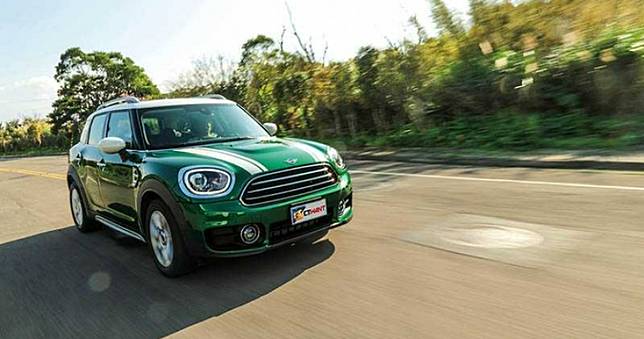 最大的mini 1 Mini Countryman Deluxe 撞色防刮板更具野味 Ctwant Line Today