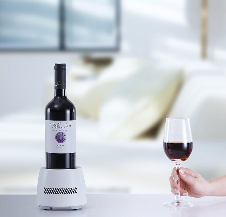 廚房自製冰品必備電器推薦 2. 智能冰鎮快速製冷杯組