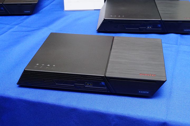 ASUSTOR 推出首款純 PCIe SSD 競速儲備雲系列 NAS，支援雙 2.5GbE/ 10GbE 網路介面，最多可安裝 12 條 M.2 SSD