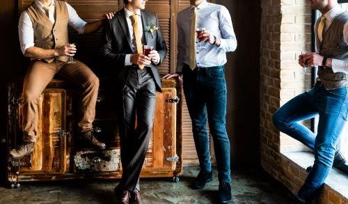 意外に知られていない 結婚式二次会 出席における服装マナーとは ネクタイは着用するのが基本ってほんと オリーブオイルをひとまわしニュース