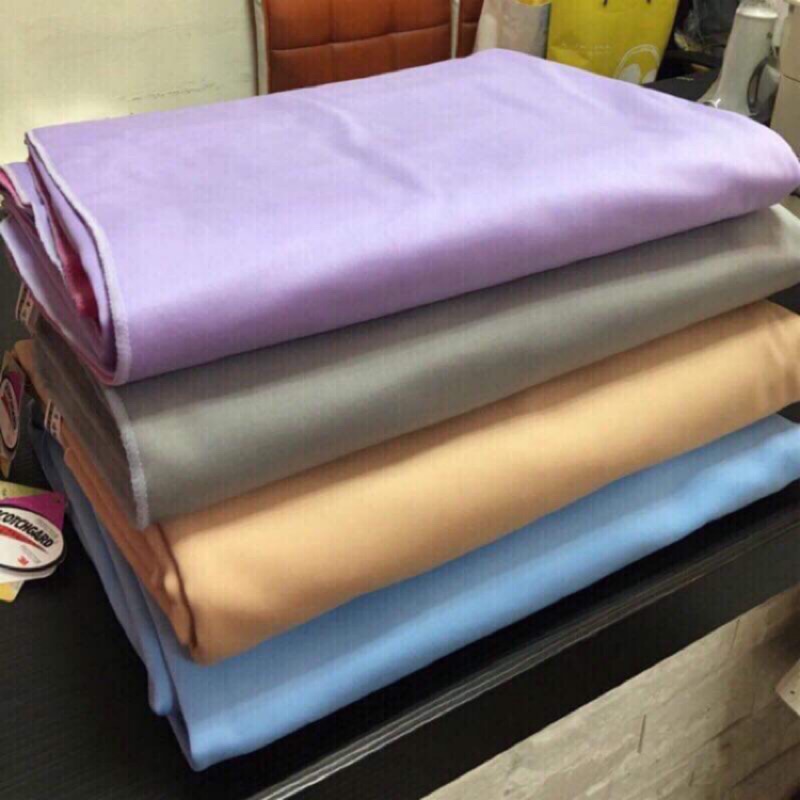 不僅床墊使用壽命大減、且造成黴菌及蹣蟲等過敏原大量孳生引發過敏。吸水表層採用3M吸濕排汗涼感紗，其特殊的十字橫切面結構纖維，每根纖維有四個水導向渠道能讓汗水體液迅速吸收、排出熱氣，並使織物快乾、且觸感