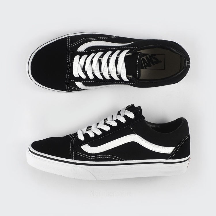 【版型正常】VANS OLD SKOOL BLACK/WHITE型號：VN000D3HY28∆下單後隔天寄(假日未出貨)，若有其他問題會聊聊告知，請您留意聊聊訊息喔～∆寄出後2-3天到貨，超商簡訊有時