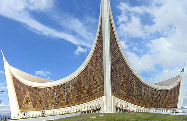 Sederet Masjid dengan Arsitektur Unik, Ada di Indonesia Semua Loh   