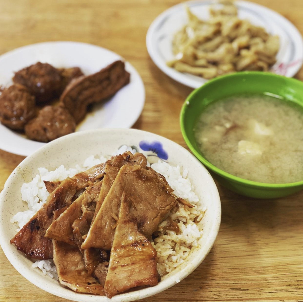 高雄在地人氣小吃