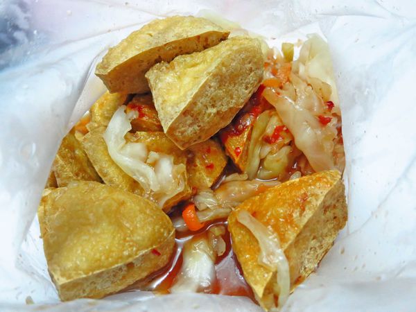 【新莊美食】建中街臭豆腐-宵夜美食,在地推薦 【新莊美食】建中街臭豆腐-宵夜美食,在地推薦