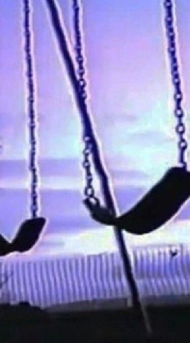  ใครฆ่าน้อนชมพู่ ? 
