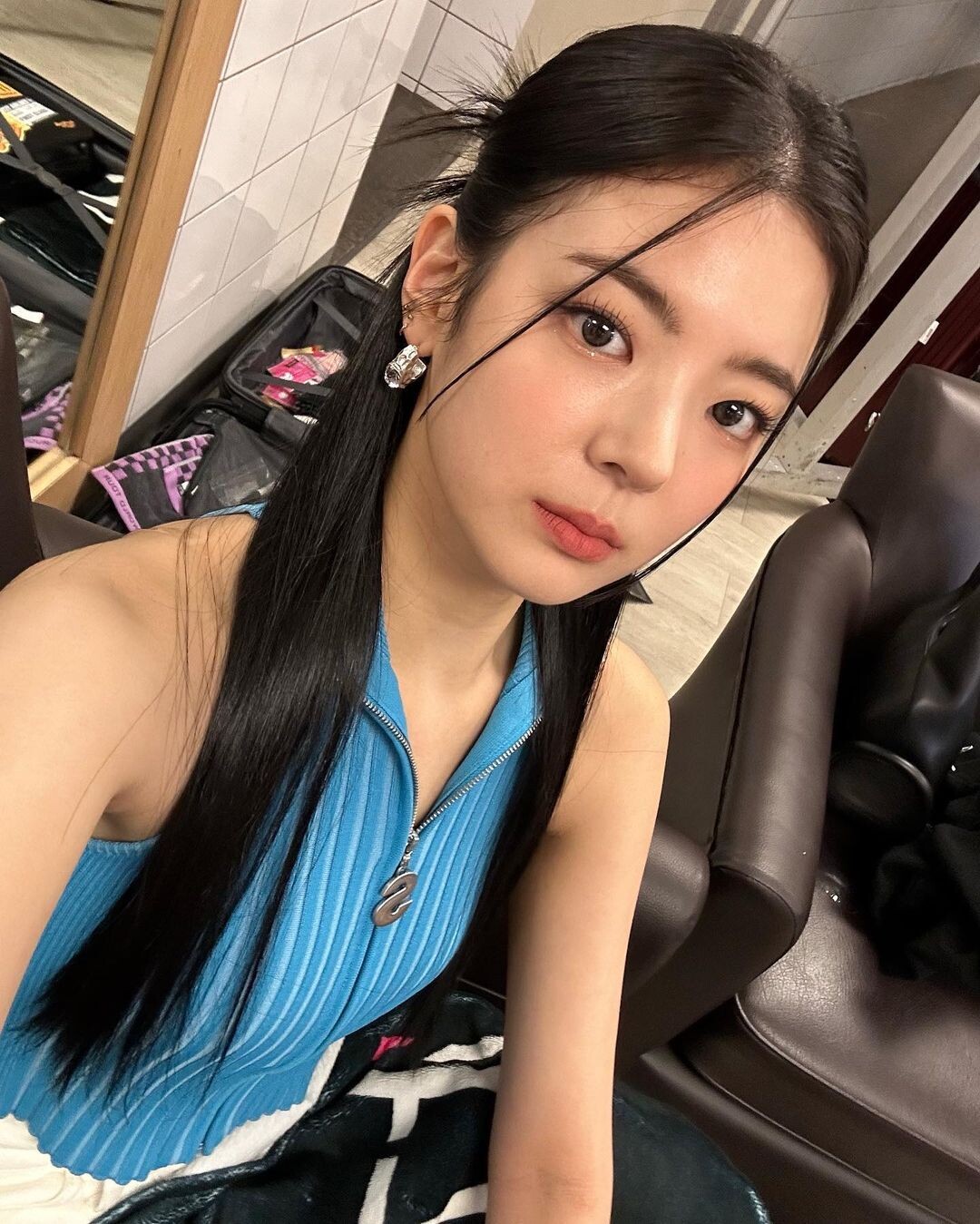 韓網熱議！那些因整鼻毀一張臉的愛豆：「這團」全員同款鼻，她被嘲「沒整鼻不能出道」