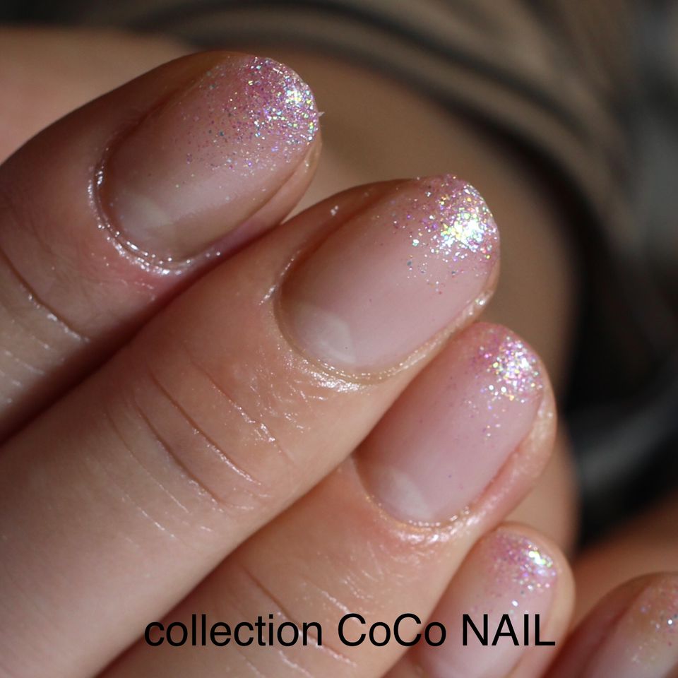 ラメグラデーション 1色 クリアジェルベースとラメ Collection Coco Nail Line Official Account