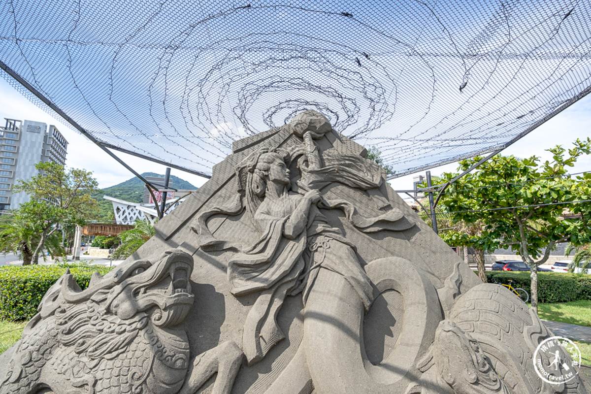 桃太郎、埃及法老現身！「2023八里沙雕展」免費拍16座神話作品，再賞光雕秀