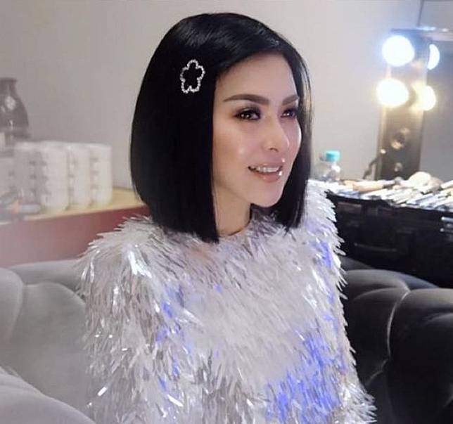 instagram.com/princessyahrini/