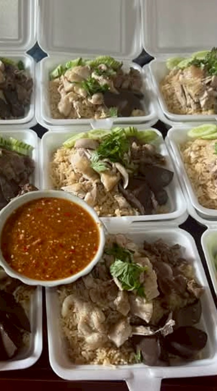 ร้านข้าวมันไก่ริมทาง🐥