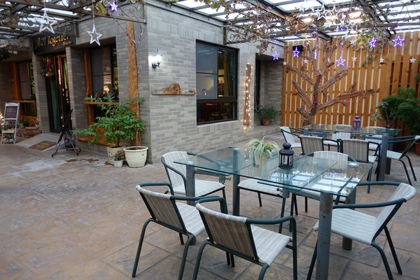 楊梅異國料理-藝綺地中海私廚餐酒館，家庭聚餐和商務活動桃園楊梅美食餐廳，楊梅活動包場餐廳，適合約會和慶祝的楊梅美食