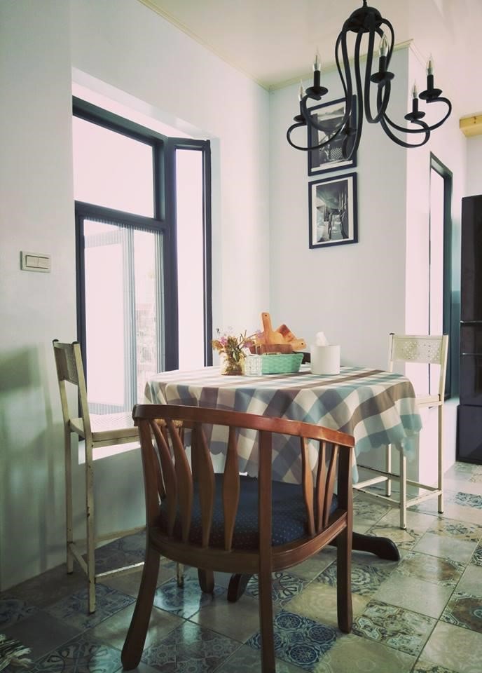 我和先生陳彥璋看過不下數十間公寓、透天，最後竟誤打