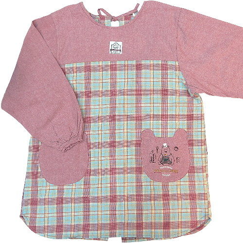 超有感覺的日系圍裙，每次看日劇是否覺得他們的圍裙好可愛喔！特地引進期待已久的拼布系列，不要錯過喔！