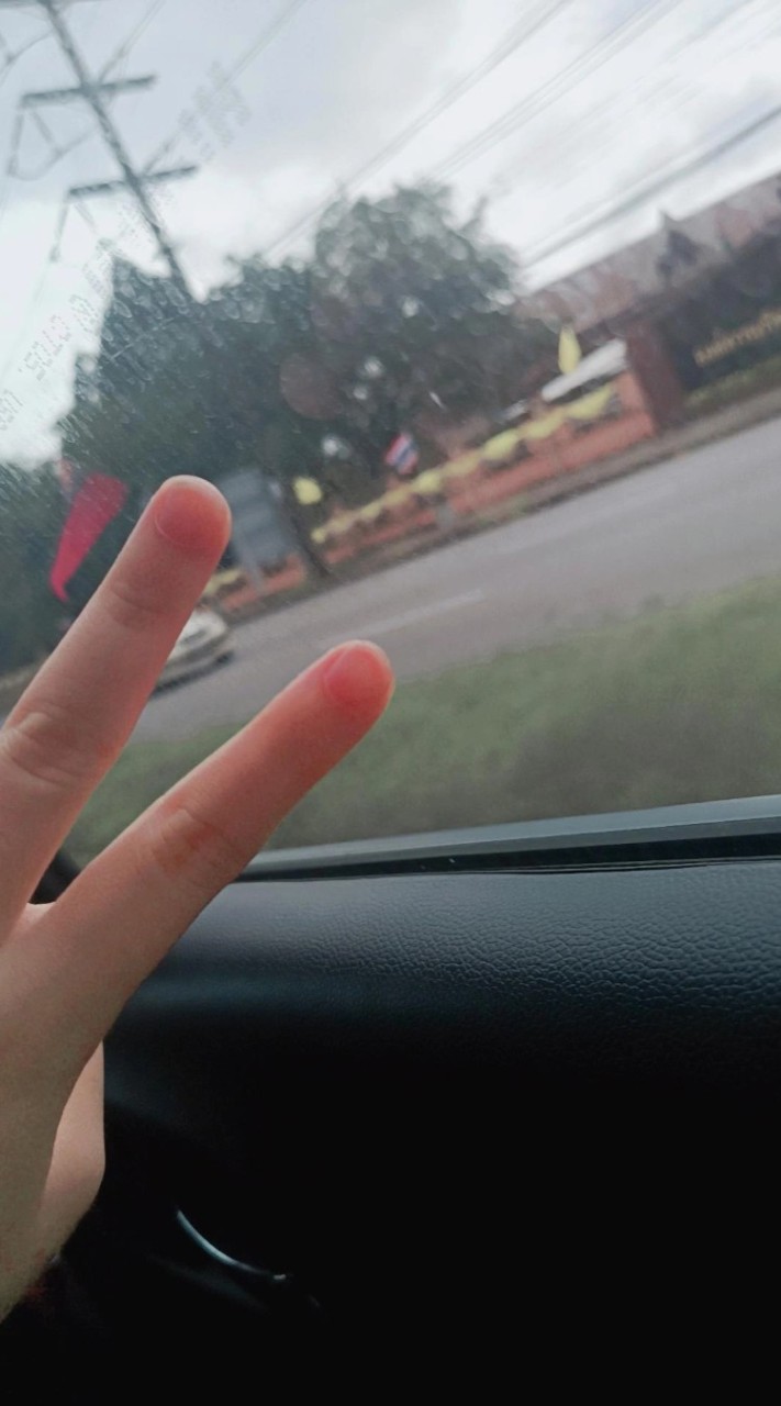 อกหักมั้งพี่😭