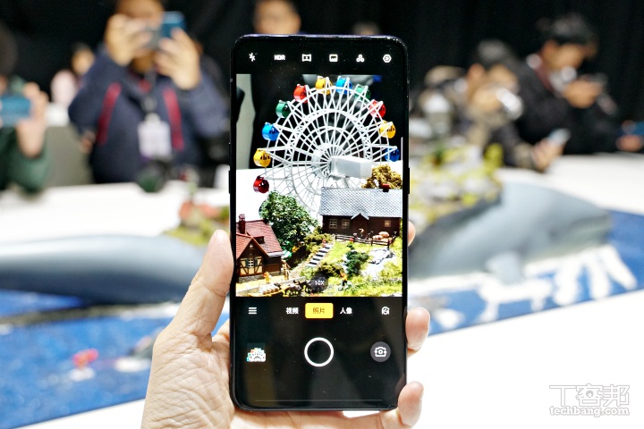 五大特色動手玩，OPPO Reno 十倍變焦版發表會現場試拍