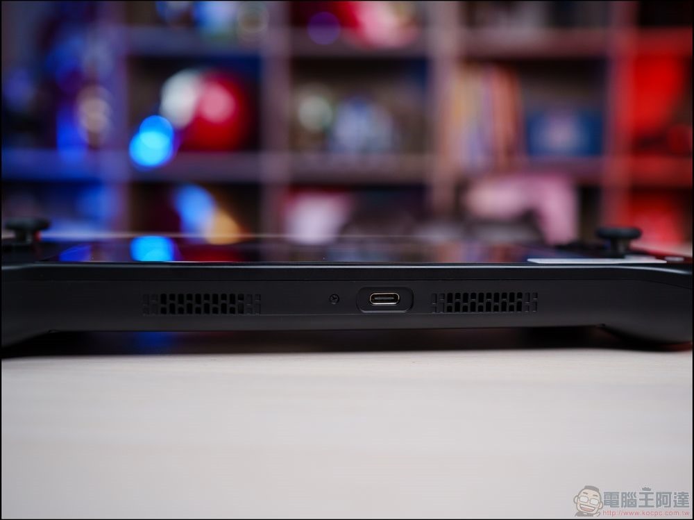 AYANEO Next 電競掌機 - 16