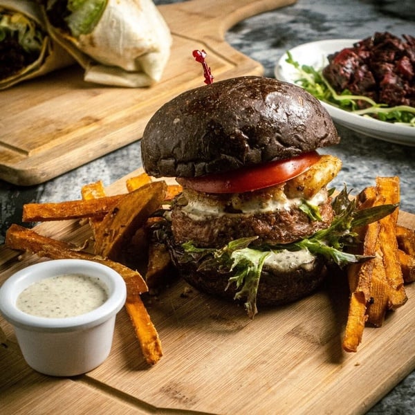 素食餐酒館推薦：紅房餐酒館