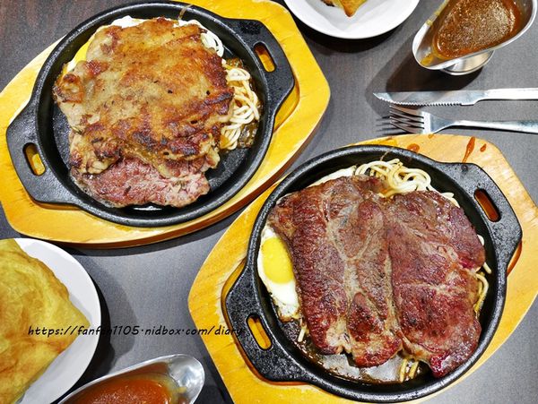 【晴光商圈牛排】湘湘牛排館 #平價牛排 #巨無霸雪花牛排 #脆皮雞腿排 #酥皮濃湯 #自助吧 #熊貓外送 (10).JPG