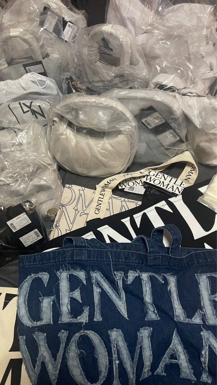 愛泰村—泰國旅遊、代購、地產（飾品、包件、衣服、食品等）
