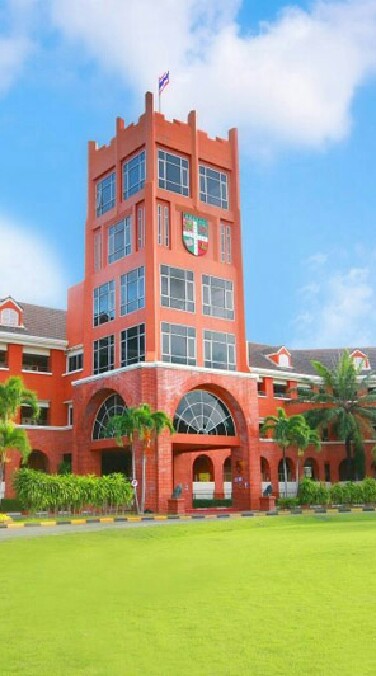 โรงเรียนร้าง