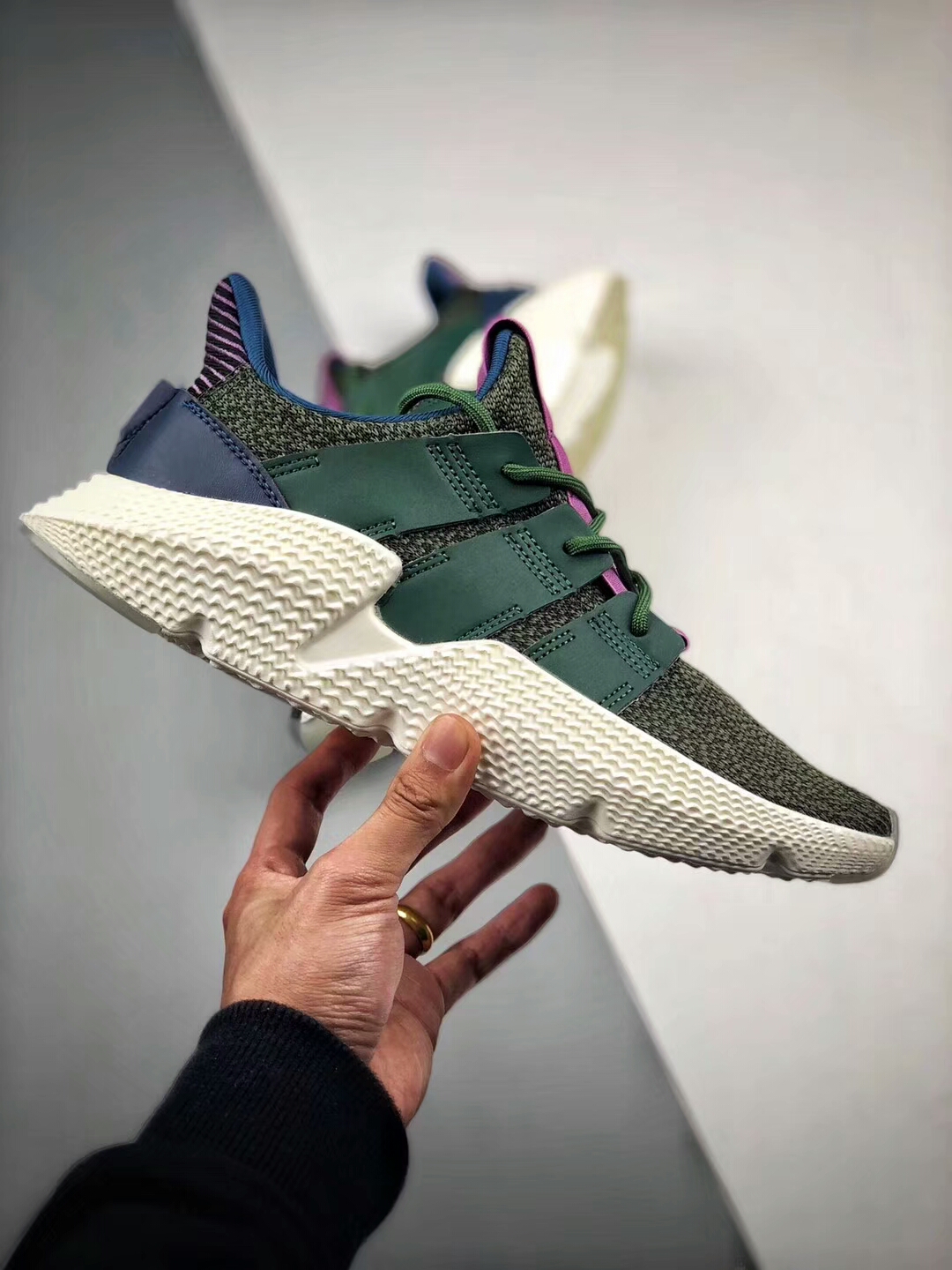 Dragon Ball Z x adidas Originals Prophere 「Cell」 情侶款。運動,戶外與休閒人氣店家Mansmall 運動休閒館的ADIDAS、其他有最棒的商品。快到日本