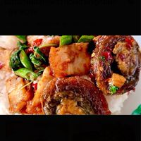 กระเพราหมูกรอบใกล้ฉัน😋