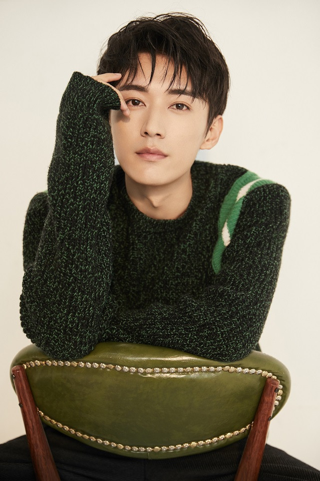 《琉璃》古裝男神穿時裝2：劉學義 飾演 昊辰