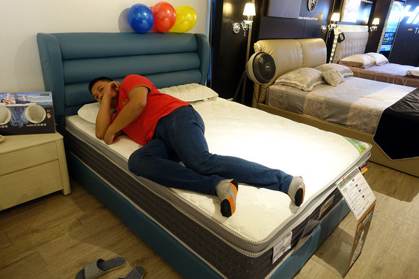 林口床墊-床大師，林口床墊工廠直營，30天鑑賞期、10年保用，德國優客/美國伊麗絲名牌床墊特惠，現場展示品出清4.5折，年終慶多重送