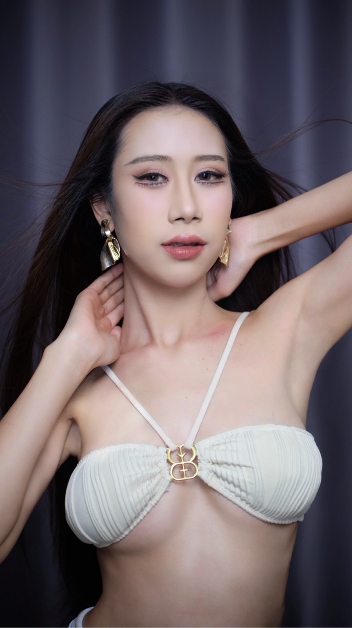 ด้อม น้ำศักดิ์สิทธิ