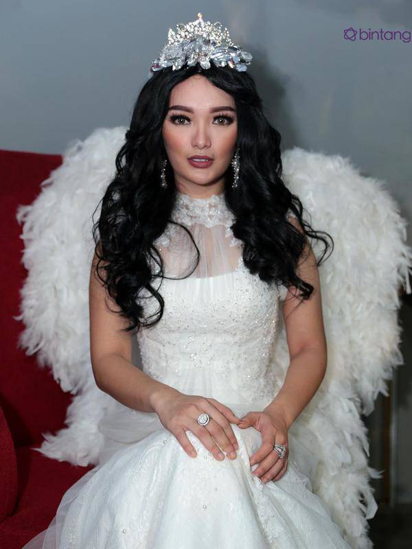 10 Artis Ini Pernah Hidup Apa Adanya, Sekarang Punya Segalanya