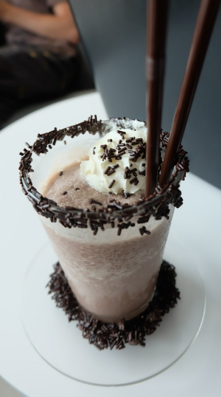 ชีวิตติดร้านกาแฟ