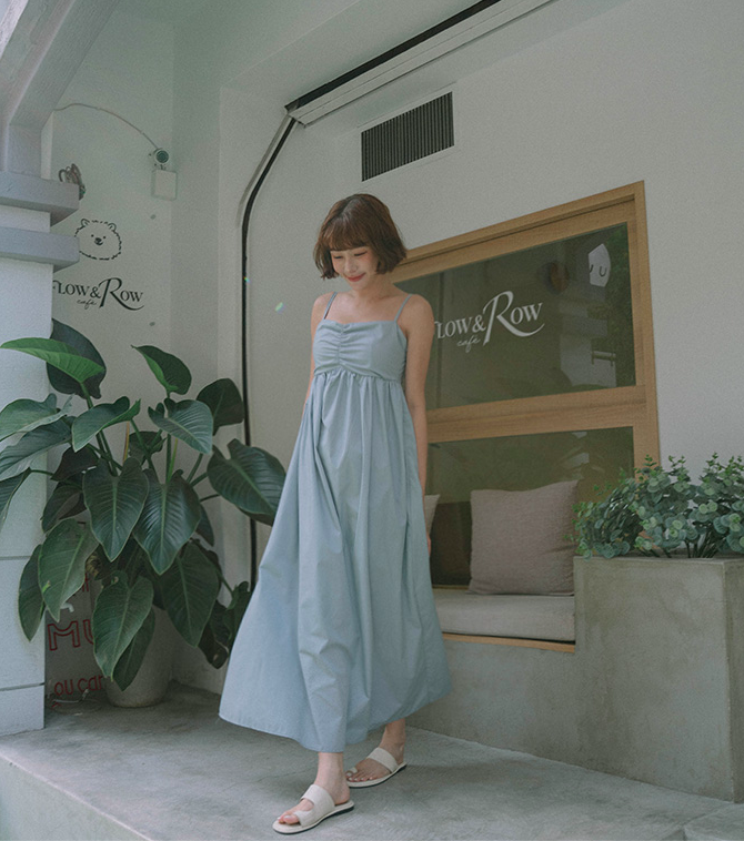 細肩長洋裝