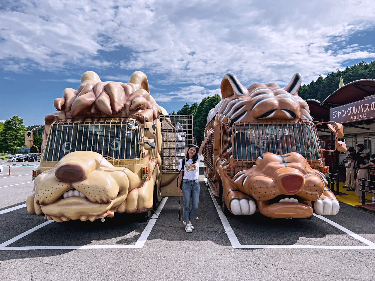 九州自然動物園叢林巴士 8388 jpg