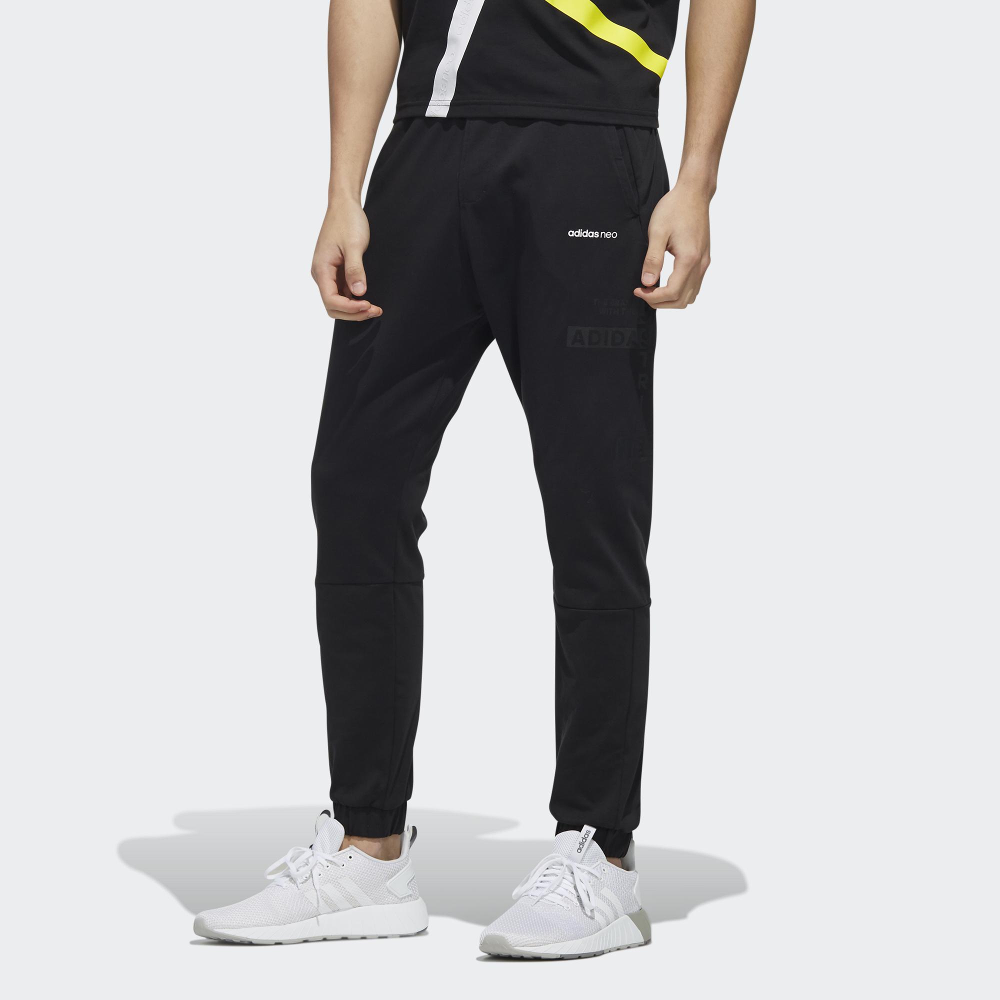 亞洲尺寸 修身錐型剪裁，包裹髖部和大腿；錐形褲腿 吊襠設計 收口褲腳 70%棉 / 30%聚酯纖維 前袋；拉繩腰身 我們聯合Better Cotton Initiative良好棉花發展協會，致力於促進