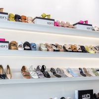HER'S SHOES THAILAND